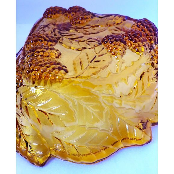 Amber MCM Indiana Glass Leaf Shape Leaves and Berries Candy Dish - Picture 5 of 5